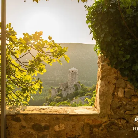 Willa Heritage Stone Pocitelj